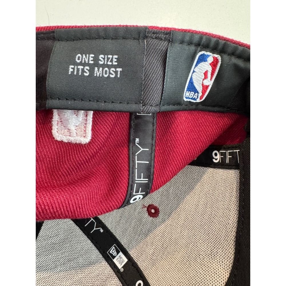 New Era 9FIFTY Cleveland Cavaliers Snapback Hat Mens Cardinal Red NBA OSFA - Picture 6 of 7